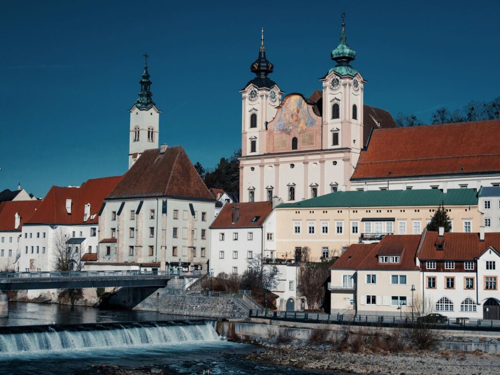 one of the best places and best time to visit Austria, Steyr